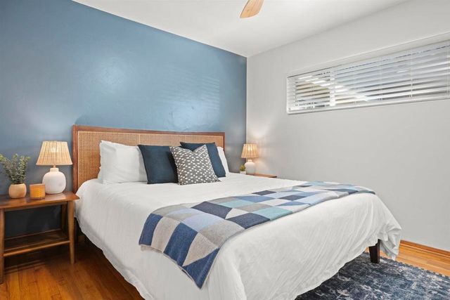 4614 Saratoga Ave, San Diego, CA 92107