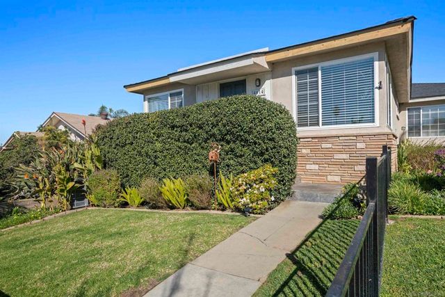 4614 Saratoga Ave, San Diego, CA 92107