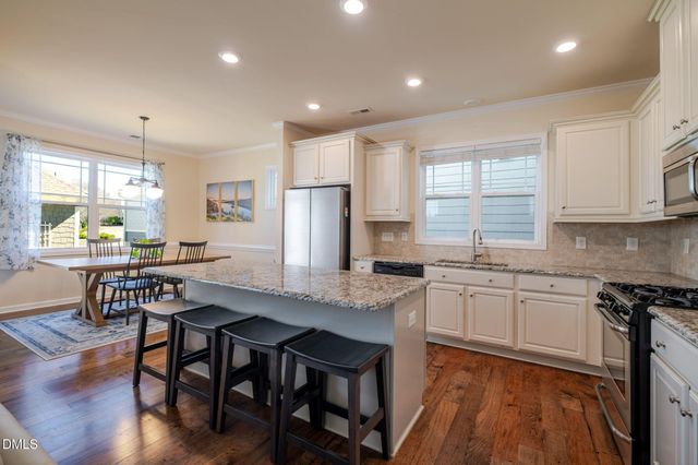 49 Salt Cedar Lane, Chapel Hill, NC 27516