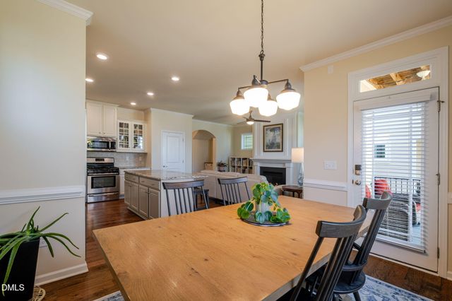 49 Salt Cedar Lane, Chapel Hill, NC 27516