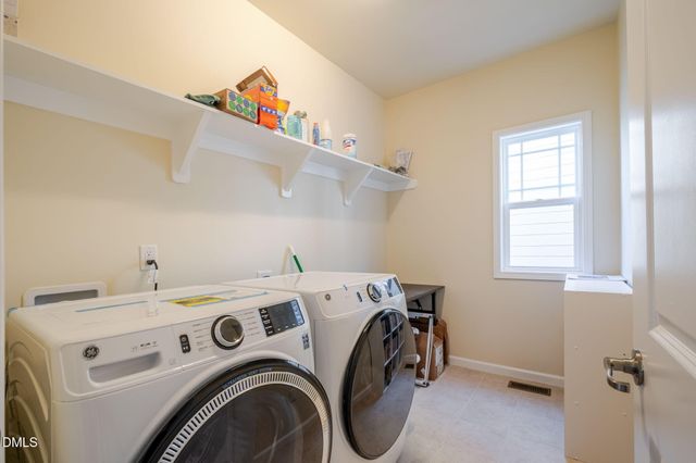 49 Salt Cedar Lane, Chapel Hill, NC 27516