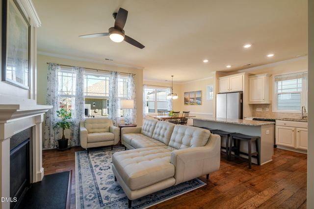 49 Salt Cedar Lane, Chapel Hill, NC 27516