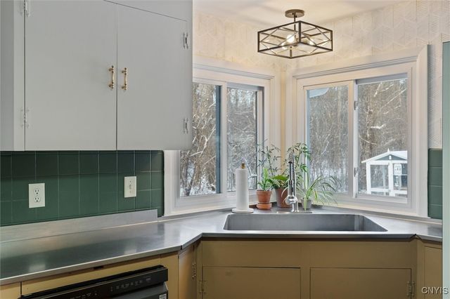 3876 Kennedy Road, Onondaga, NY 13120