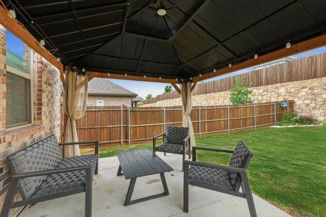 4126 Mountain Laurel Drive, Hickory Creek, TX 75065