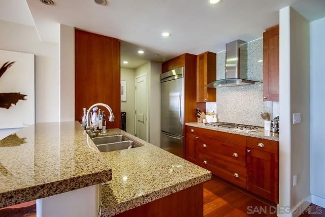 700 W E St 1602, San Diego, CA 92101