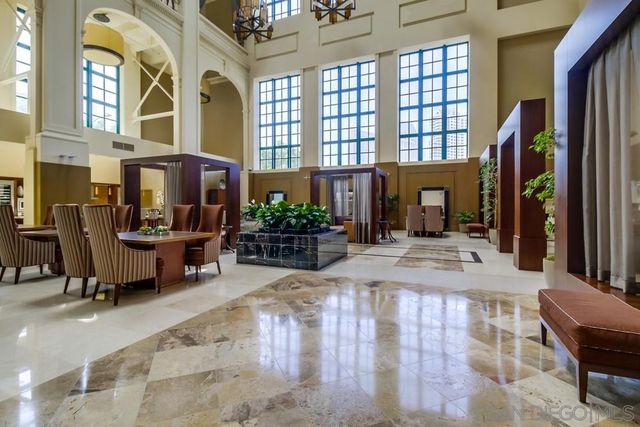 700 W E St 1602, San Diego, CA 92101