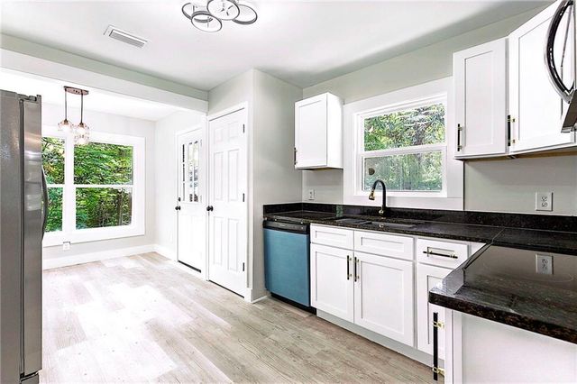 104 Alpine Street, Chickasaw, AL 36611