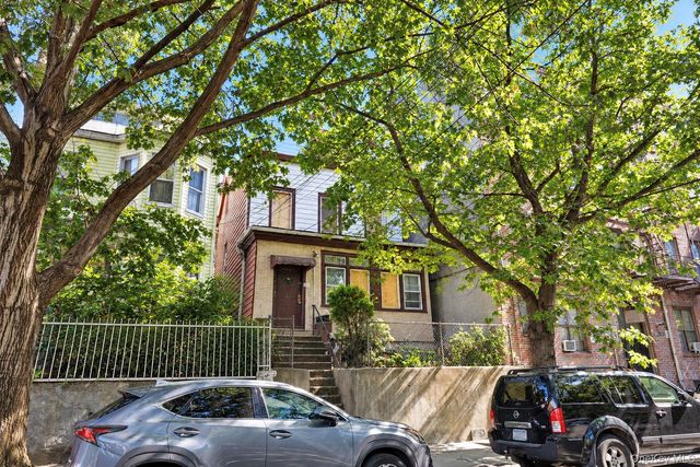 2140 Mapes Avenue, Bronx, NY 10460