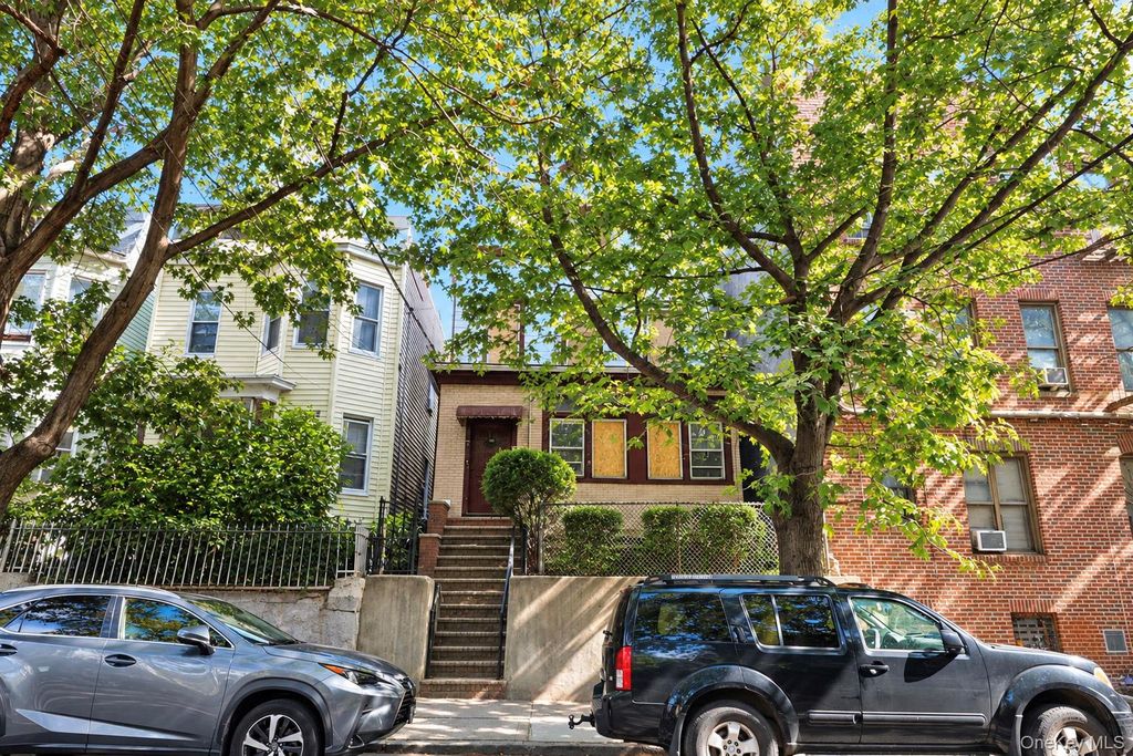 2140 Mapes Avenue, Bronx, NY 10460 — exterior