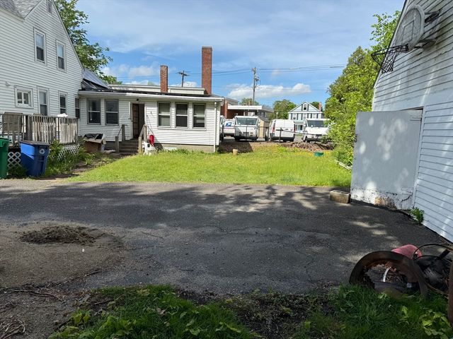 22 Summer St 1, Ashland, MA 01721