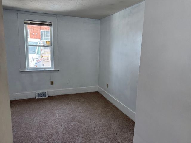 22 Summer St 1, Ashland, MA 01721
