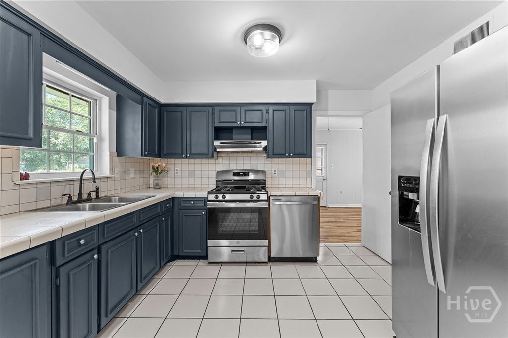 Image 13 of property listing at 122 Westwood Drive, Rincon, GA 31326