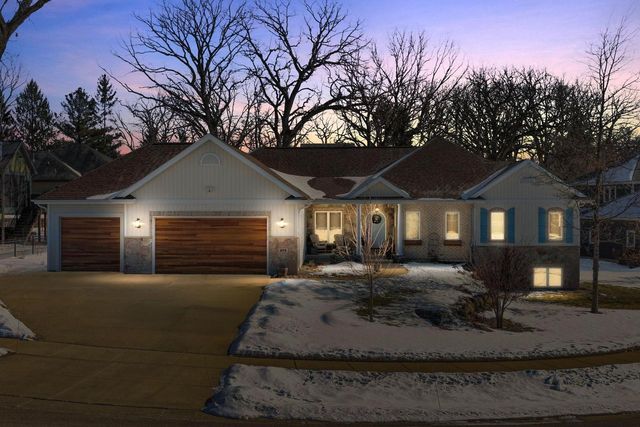 408 Kassander Way, Oregon, WI 53575