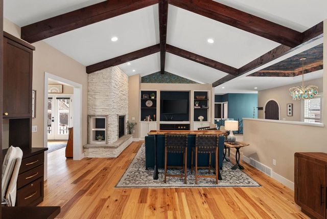 408 Kassander Way, Oregon, WI 53575