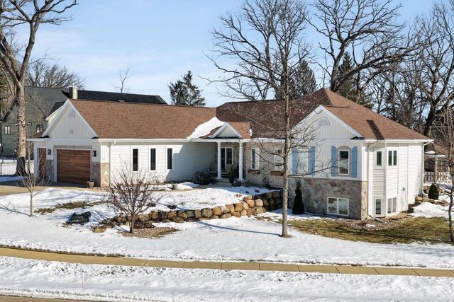 408 Kassander Way, Oregon, WI 53575