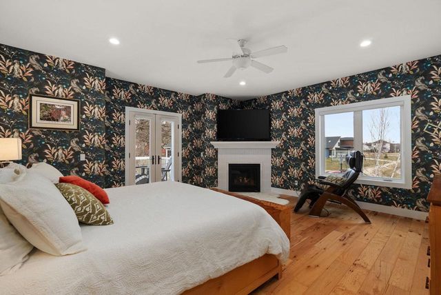 408 Kassander Way, Oregon, WI 53575