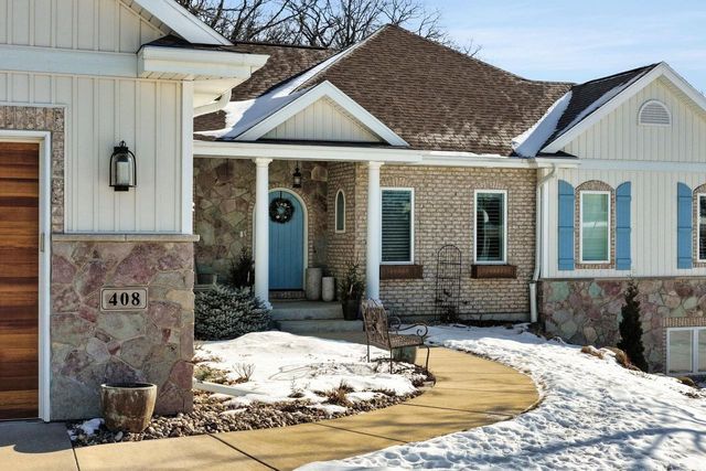 408 Kassander Way, Oregon, WI 53575