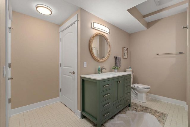 408 Kassander Way, Oregon, WI 53575