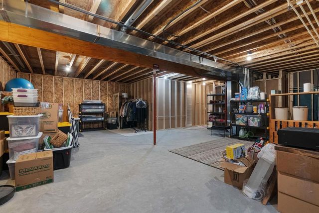 408 Kassander Way, Oregon, WI 53575