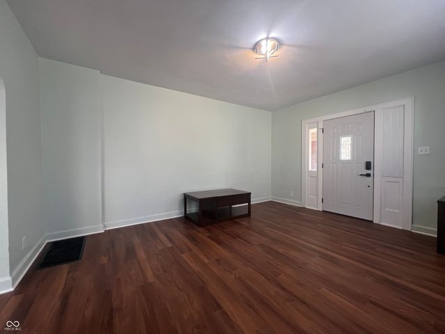 3673 Birchwood Avenue, Indianapolis, IN 46205