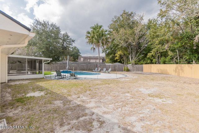 8330 CROSS TIMBERS Drive W, Jacksonville, FL 32244