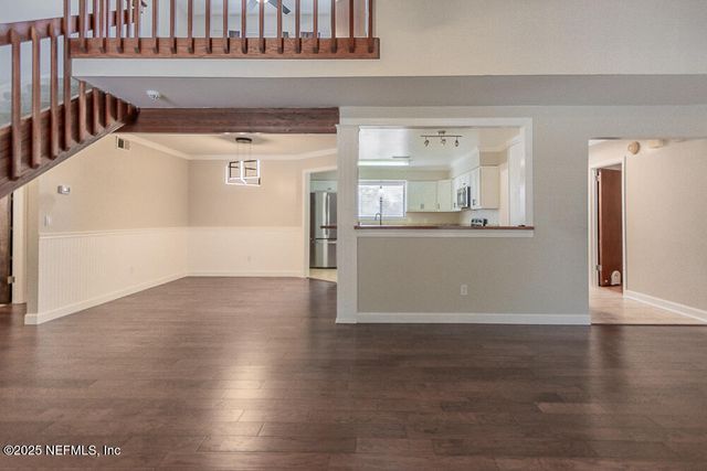 8330 CROSS TIMBERS Drive W, Jacksonville, FL 32244