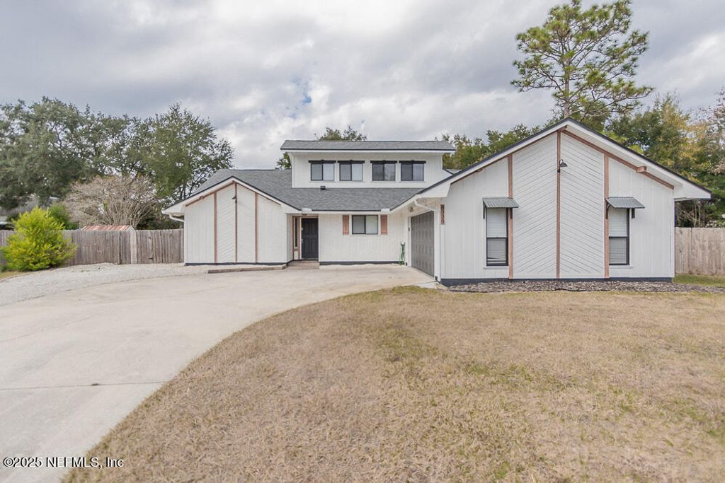 8330 CROSS TIMBERS Drive W, Jacksonville, FL 32244