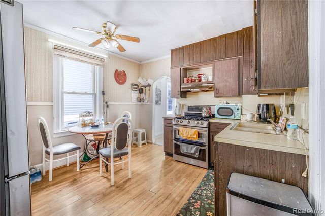 5424 Bingham Street, Dearborn, MI 48126