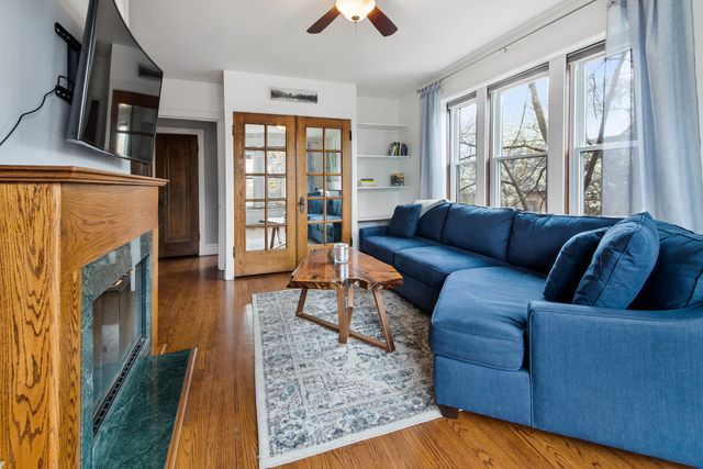 734 W Wrightwood Avenue 3, Chicago, IL 60614