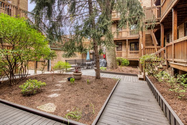 734 W Wrightwood Avenue 3, Chicago, IL 60614