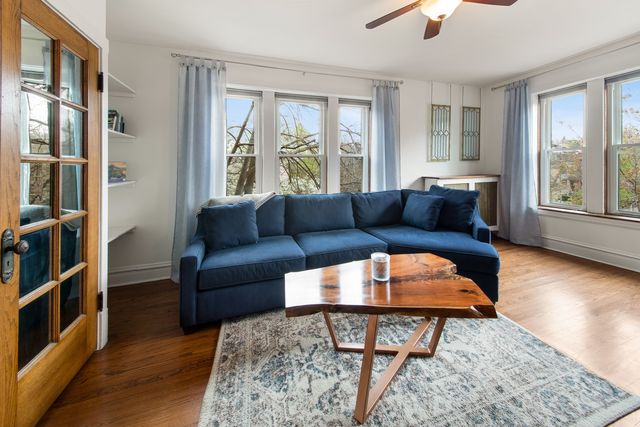 734 W Wrightwood Avenue 3, Chicago, IL 60614