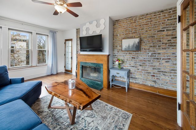 734 W Wrightwood Avenue 3, Chicago, IL 60614