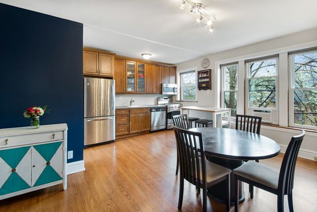 734 W Wrightwood Avenue 3, Chicago, IL 60614