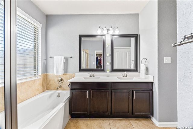 13818 Cohan Way, San Antonio, TX 78253