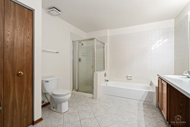1115 Hunt Wyck Court 1115, Elgin, IL 60120