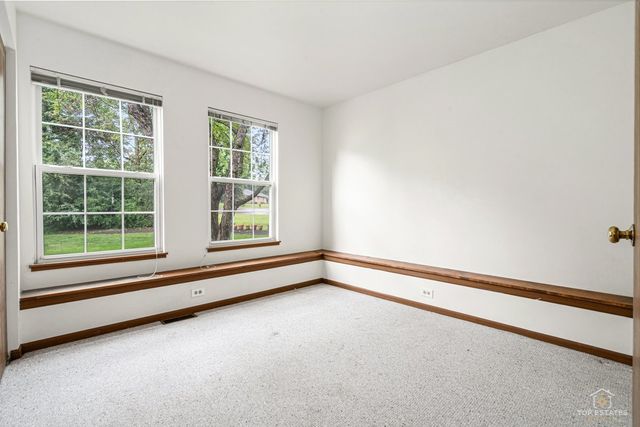 1115 Hunt Wyck Court 1115, Elgin, IL 60120