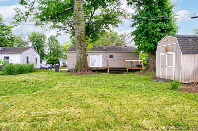 913 Holly Drive, Jeffersonville, IN 47130