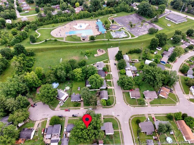 913 Holly Drive, Jeffersonville, IN 47130