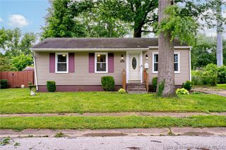 913 Holly Drive, Jeffersonville, IN 47130