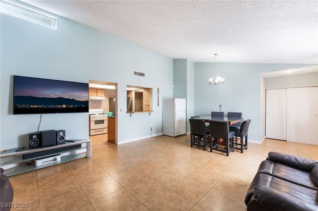 3647 Elegant Saint Court, Las Vegas, NV 89115