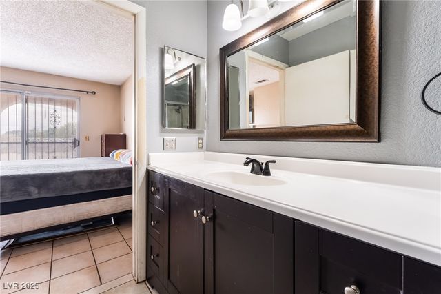 3647 Elegant Saint Court, Las Vegas, NV 89115