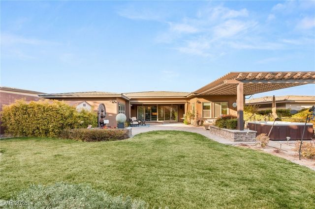 10179 Emerald Sunset Court, Las Vegas, NV 89148