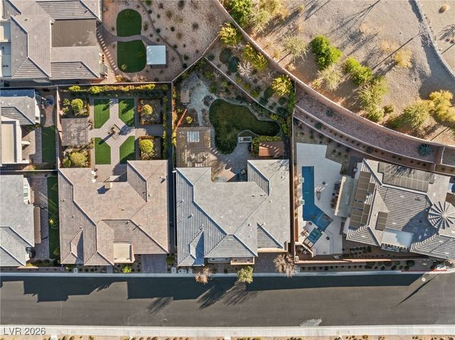 10179 Emerald Sunset Court, Las Vegas, NV 89148