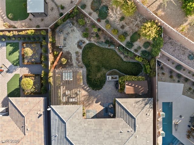 10179 Emerald Sunset Court, Las Vegas, NV 89148