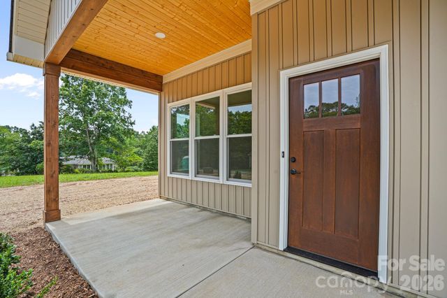 708 Meadowood Street, Hudson, NC 28638