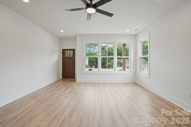 708 Meadowood Street, Hudson, NC 28638
