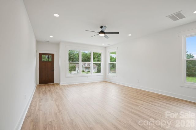 708 Meadowood Street, Hudson, NC 28638