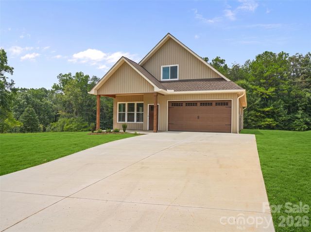 708 Meadowood Street, Hudson, NC 28638