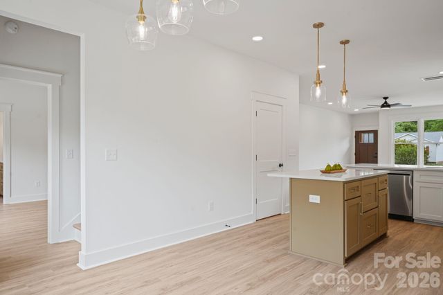 708 Meadowood Street, Hudson, NC 28638