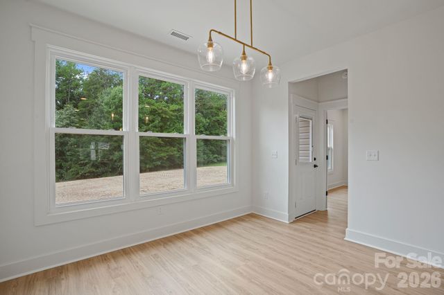 708 Meadowood Street, Hudson, NC 28638
